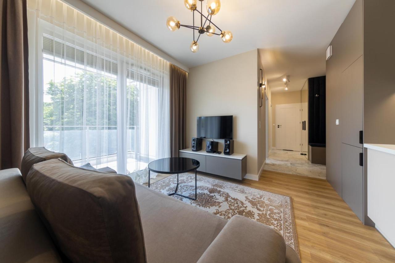 Apartament Luxury Two-Bedroom 比亚韦斯托克 外观 照片